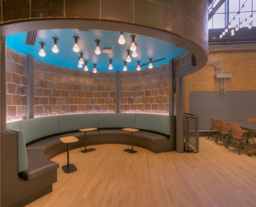 Sitting / collaboration area